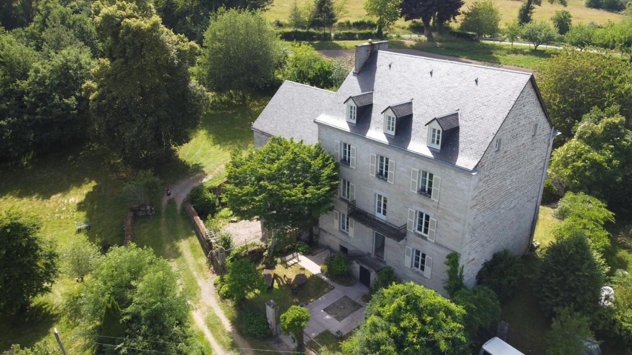 Chez Jallot Vidaillat Luaran gambar